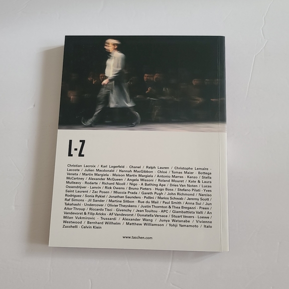 100 Contemporary Fashion Designers by Terry Jones (2013, Trade Paperback) - Used - Picture 9 of 13